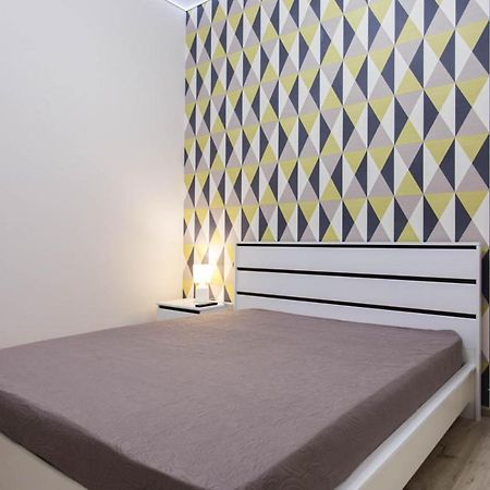 New Apartments In The City Center - Kuznechna Str. 26/1 Kharkiv Extérieur photo